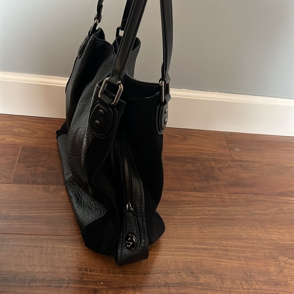 Coach Edie Shoulder Bag 42 - Picture 4 of 6